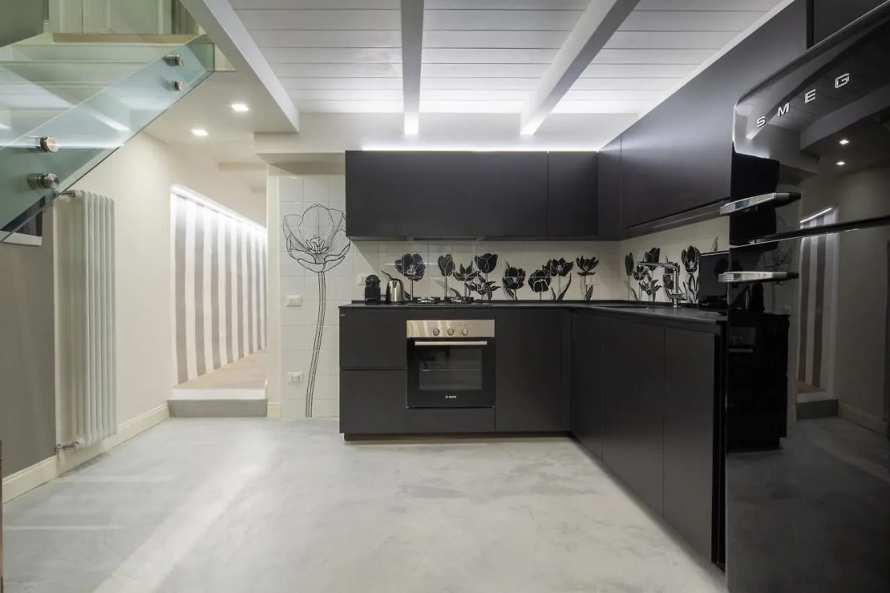 Casa Velluti Deluxe By Mmega Apartment Florence